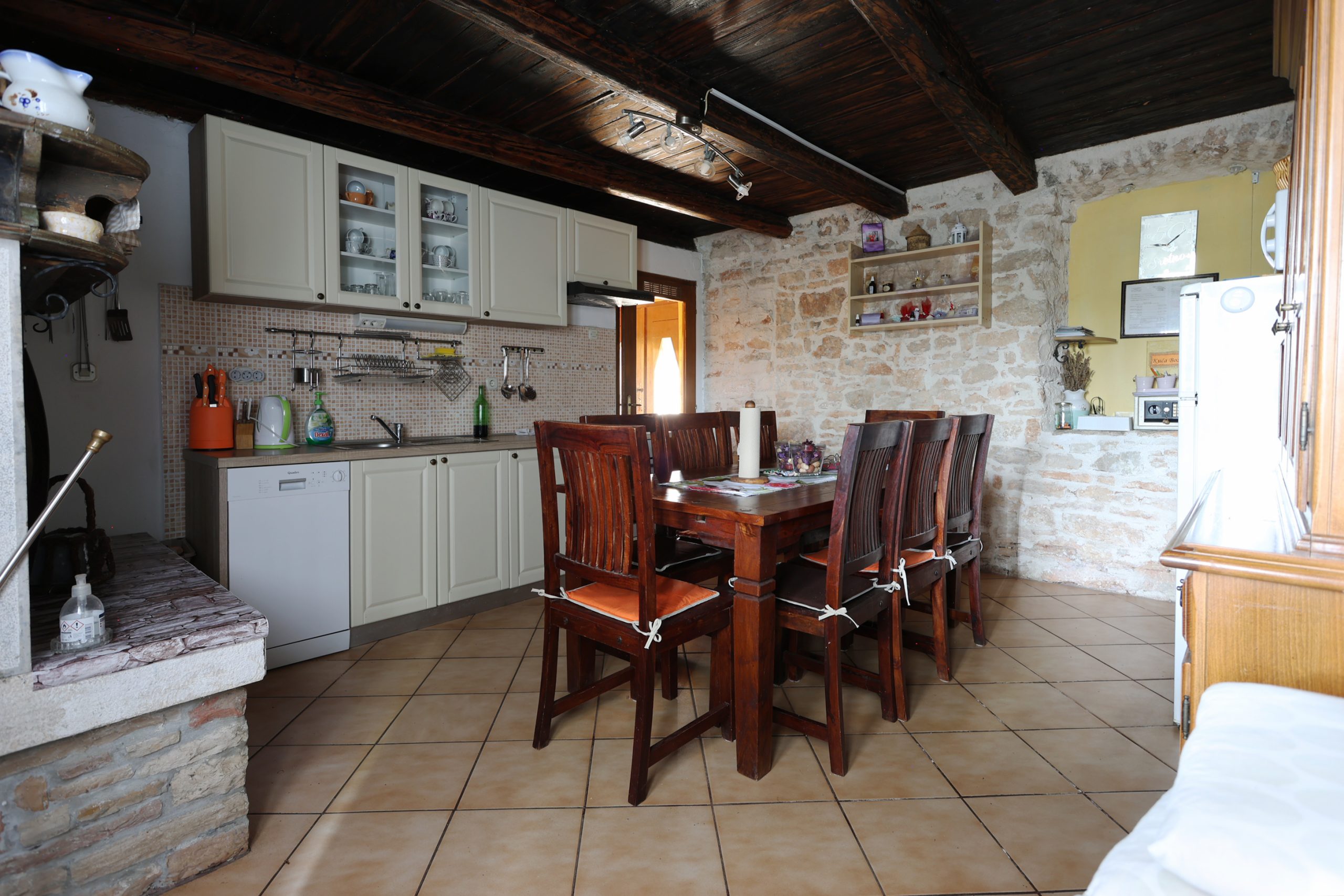 Blagavaona i kuhinja - Villa Božac